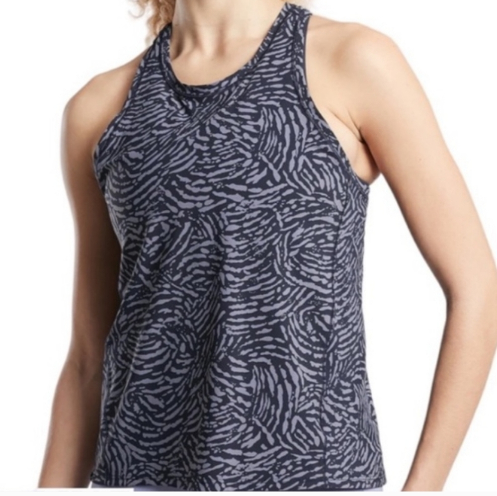 NWT Athleta Tank Top White Ultimate Train Medium-High Impact Wicking‎ Size 3X
